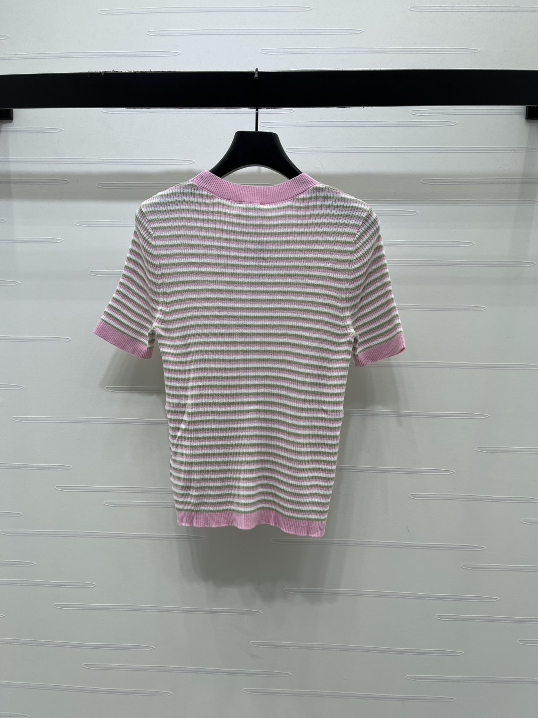 Women's short sleeves